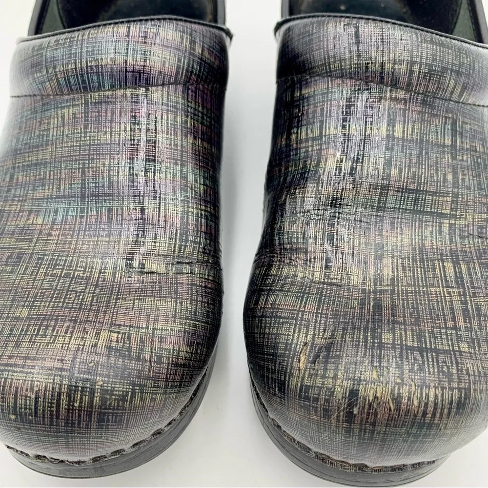Dansko Clogs Women 7.5-8‎ EU 38 Black Linen Patent Leather Nursing Iridescent - Picture 2 of 11